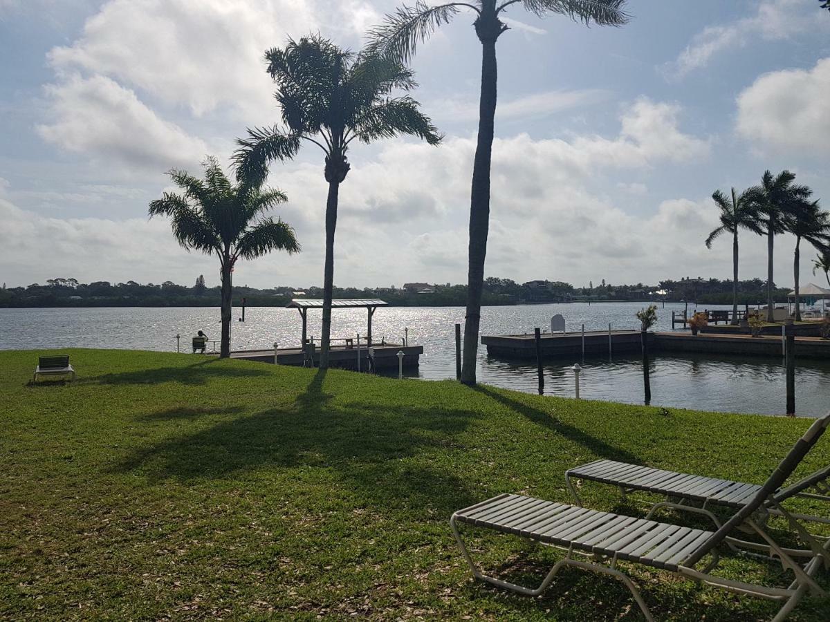 Siesta Key Condo - On The Water ! Екстер'єр фото